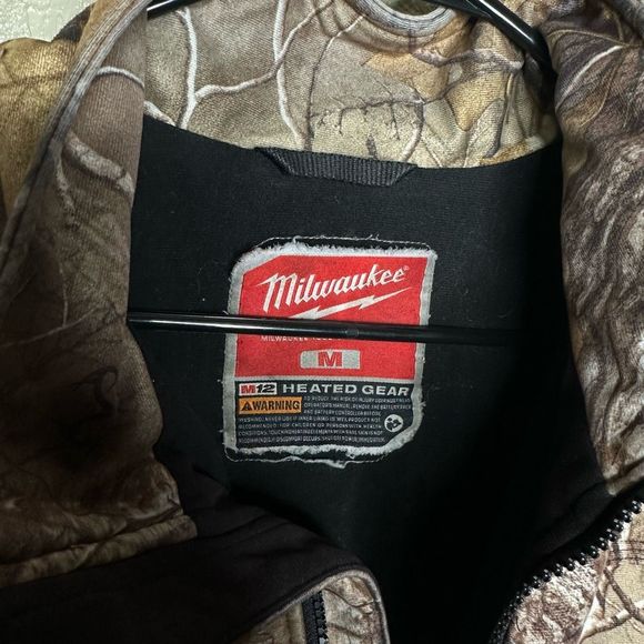 Milwaukee Camo Heated Jacket NO BATTERY/CONNECTOR - Picture 6 of 10